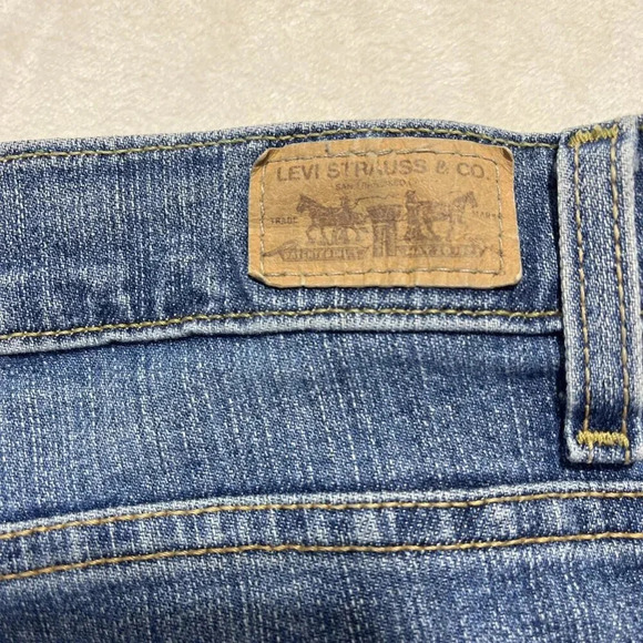 LEVIS Relaxed Boot Cut 550 Jeans Womens 16 Short - Picture 6 of 16